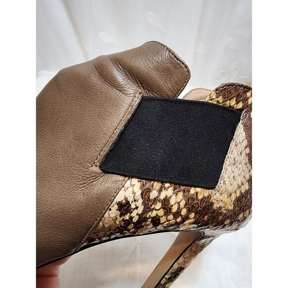 VINCE CAMUTO 6.5M BROWN BOOTIES TAUPE VO ARIANAH SNAKE SKIN NEUTRAL STILETTOTAN - Picture 8 of 16